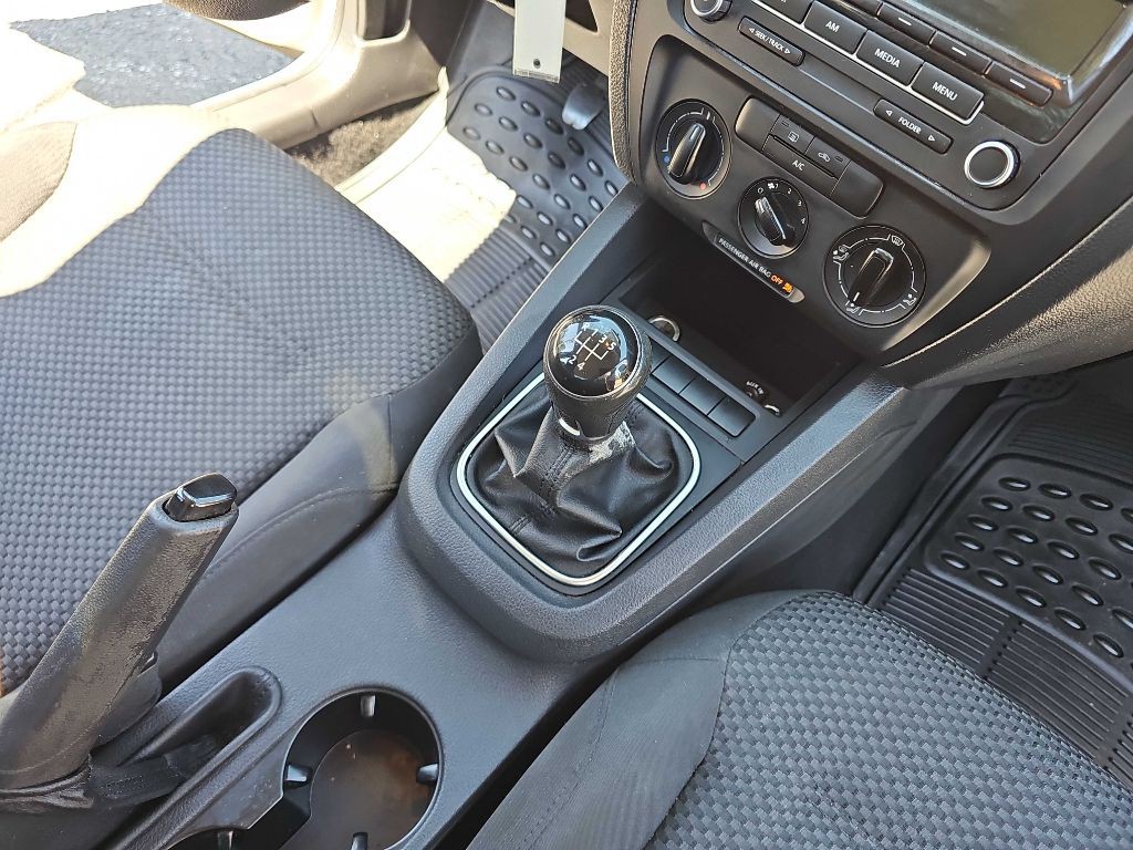 2013 Volkswagen Jetta Image 15