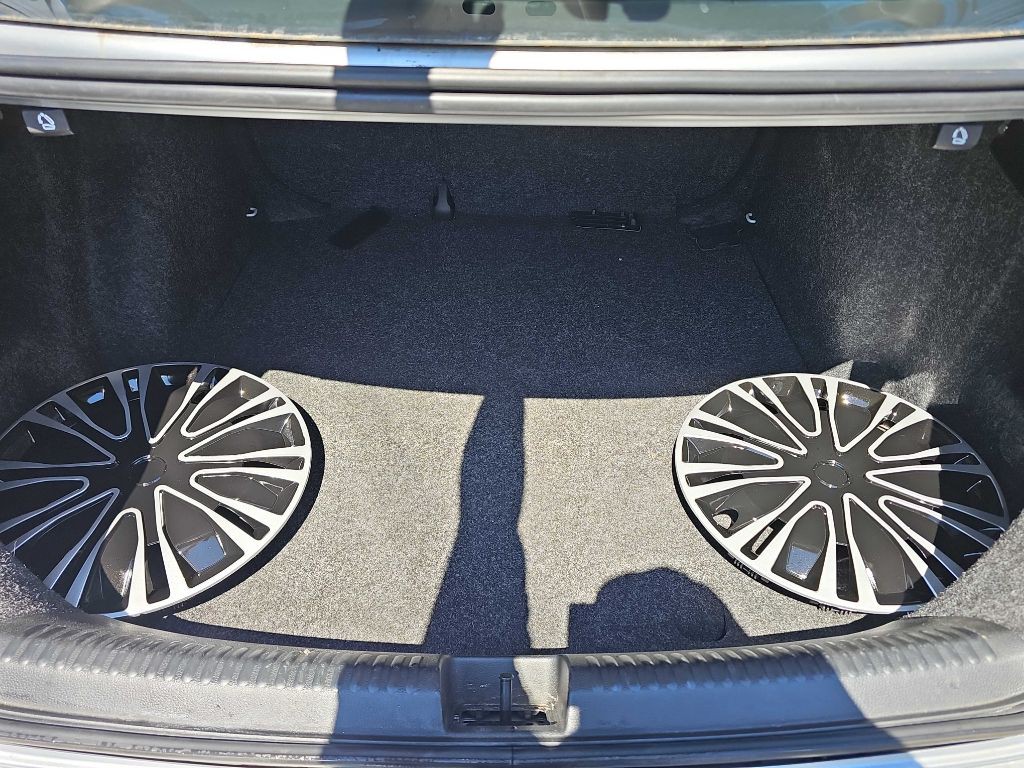 2013 Volkswagen Jetta Image 16