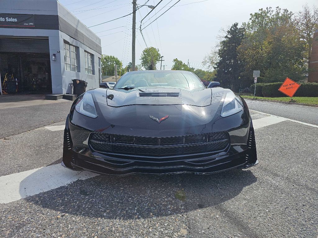 2018 Chevrolet Corvette Image 2