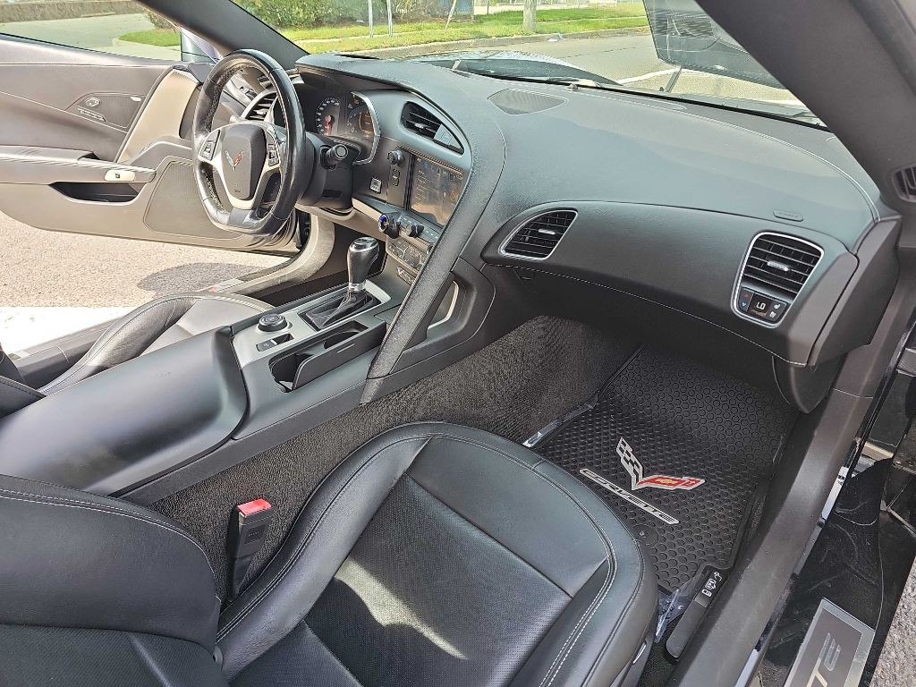 2018 Chevrolet Corvette Image 15