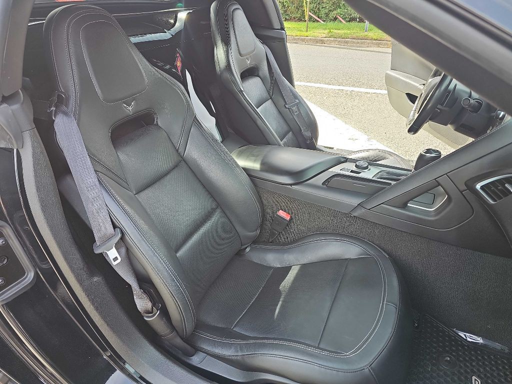 2018 Chevrolet Corvette Image 16