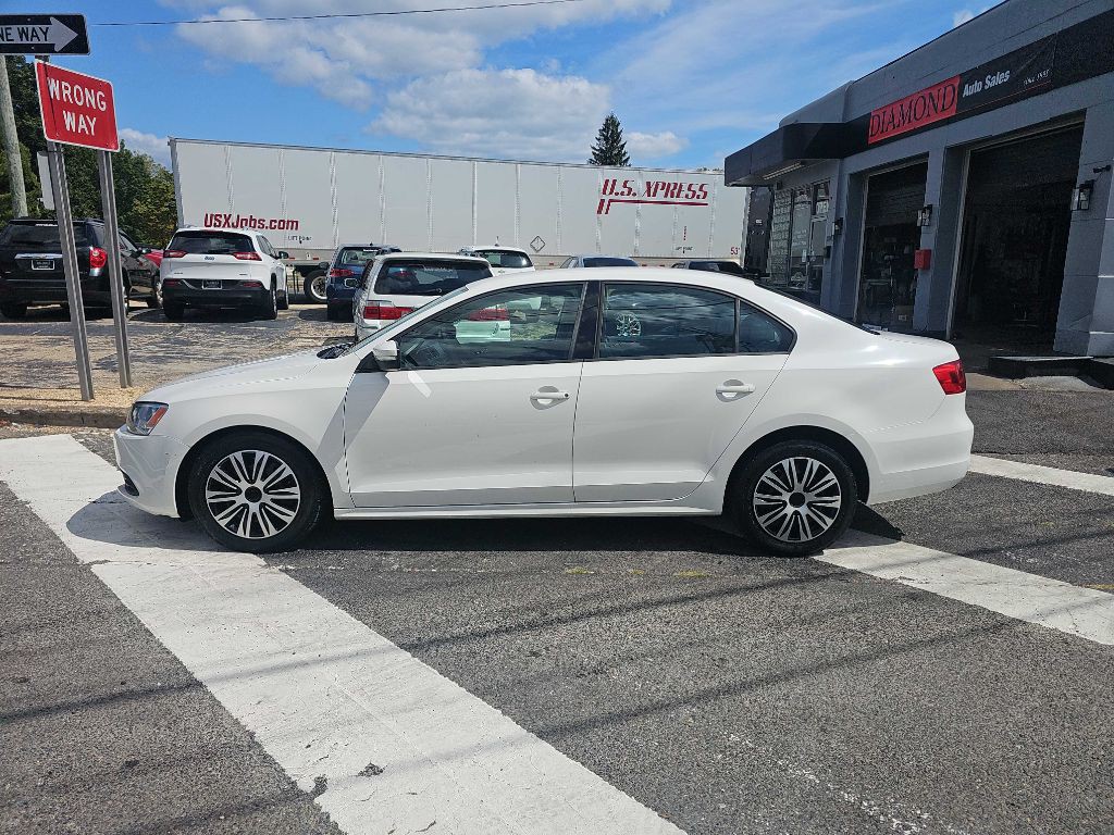 2012 Volkswagen Jetta Image 8