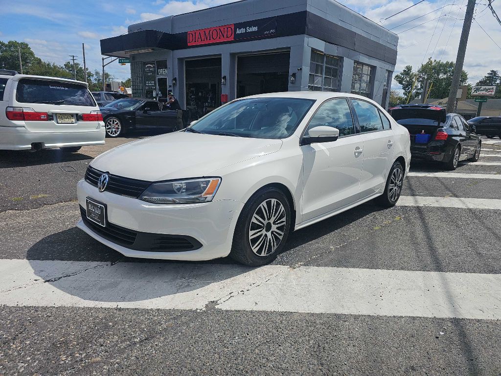 2012 Volkswagen Jetta Image 1