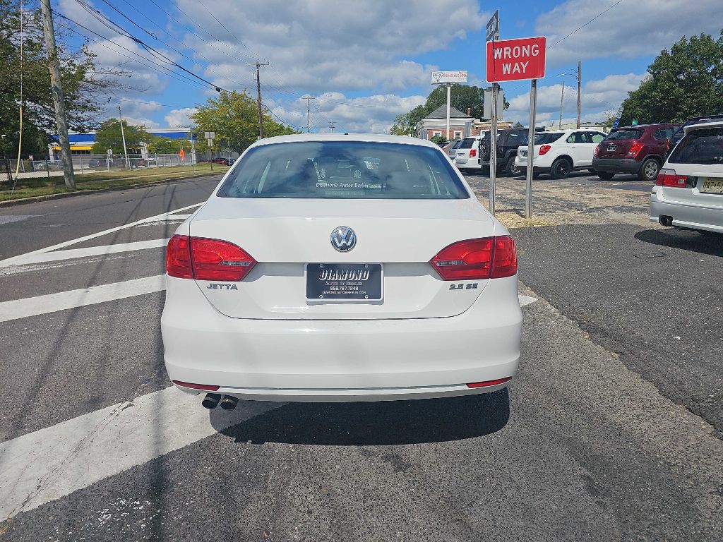 2012 Volkswagen Jetta Image 6