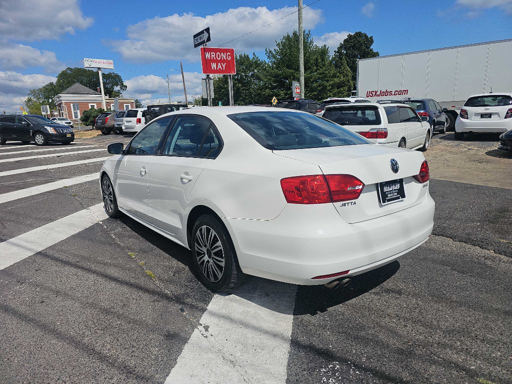2012 Volkswagen Jetta Image 7