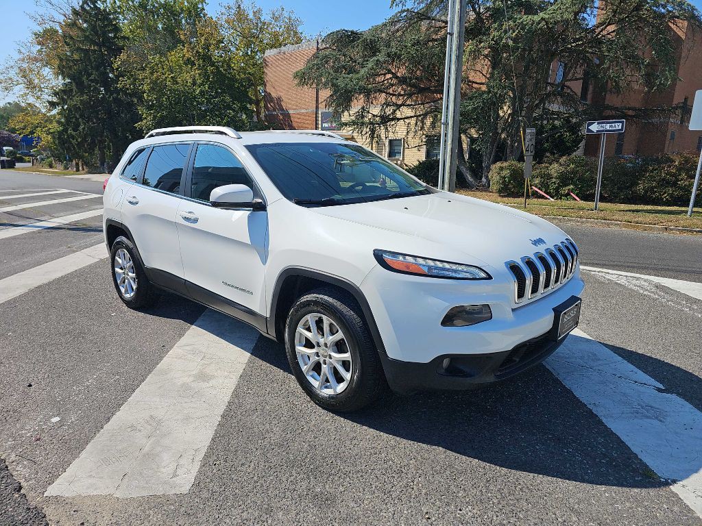 2017 Jeep Cherokee Image 3