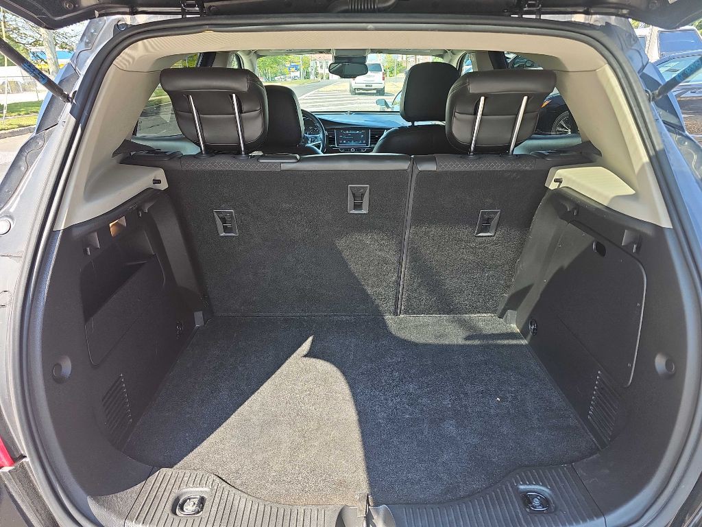 2018 Buick Enclave Image 17