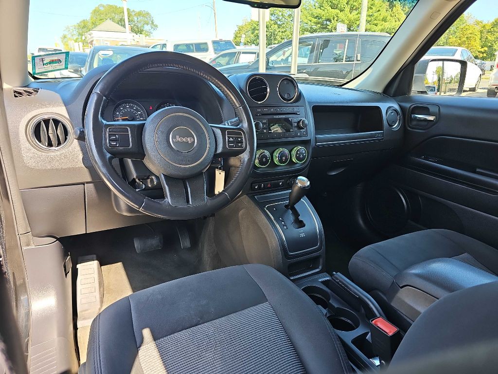 2017 Jeep Patriot Image 11