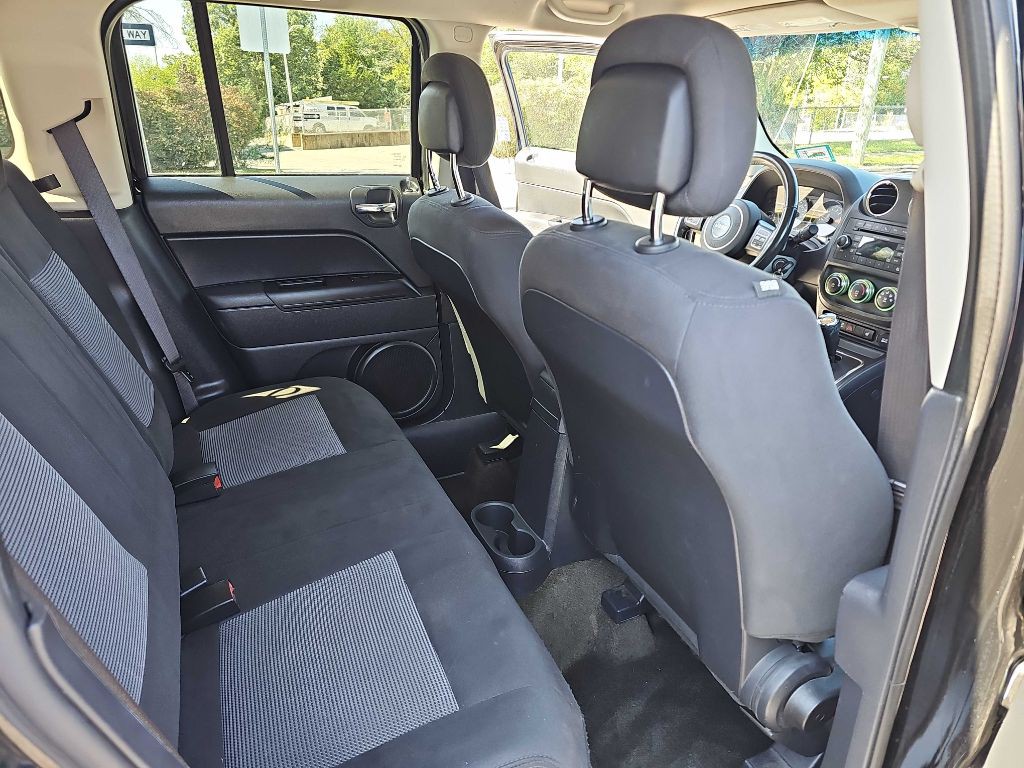 2017 Jeep Patriot Image 14