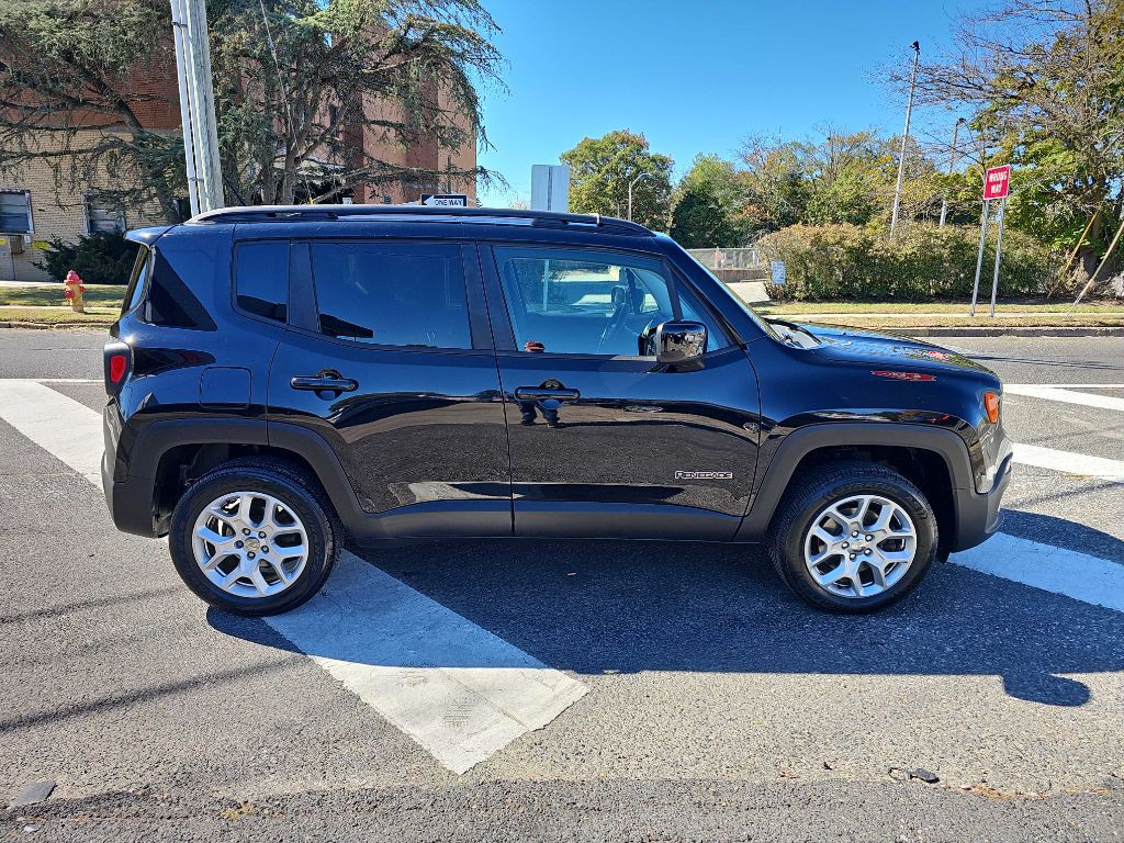 2017 Jeep Renegade Image 4