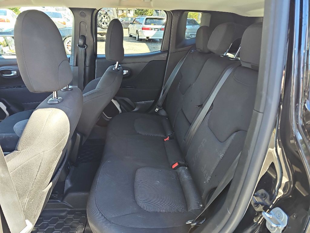 2017 Jeep Renegade Image 13
