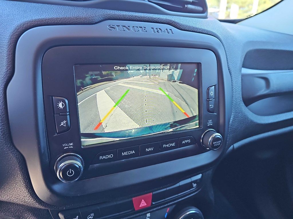 2017 Jeep Renegade Image 16