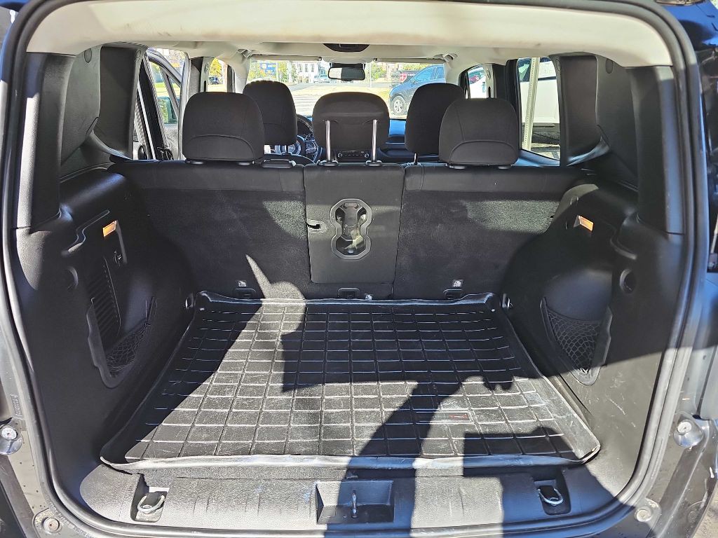 2017 Jeep Renegade Image 17