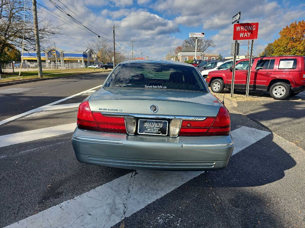 2005 Mercury Grand Marquis Image 6