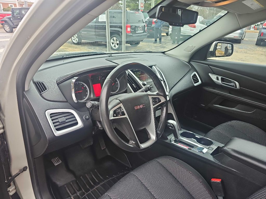 2014 GMC Terrain Image 9