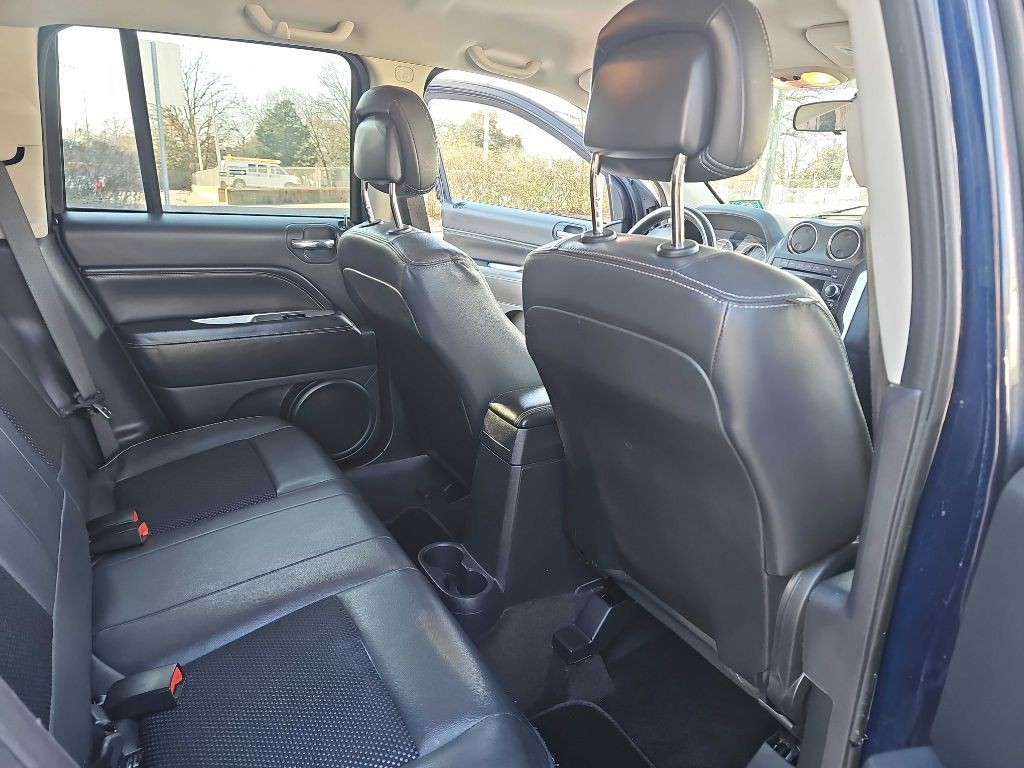 2014 Jeep Compass Image 13