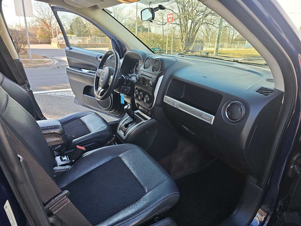 2014 Jeep Compass Image 14
