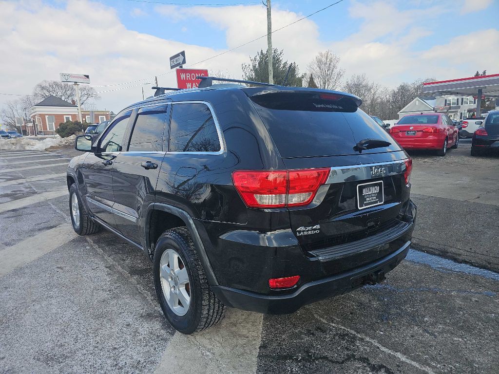 2012 Jeep Grand Cherokee Image 7