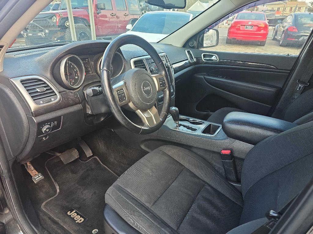 2012 Jeep Grand Cherokee Image 9