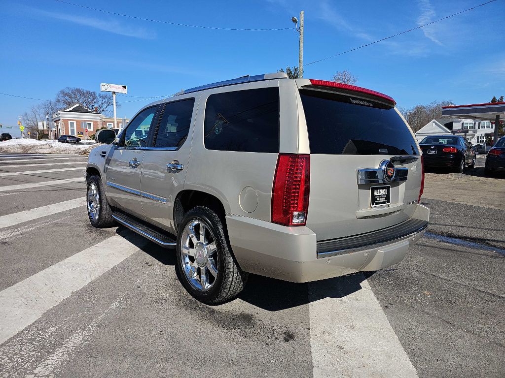 2009 Cadillac Escalade Image 7