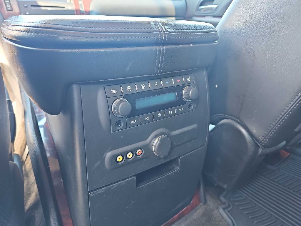 2009 Cadillac Escalade Image 21