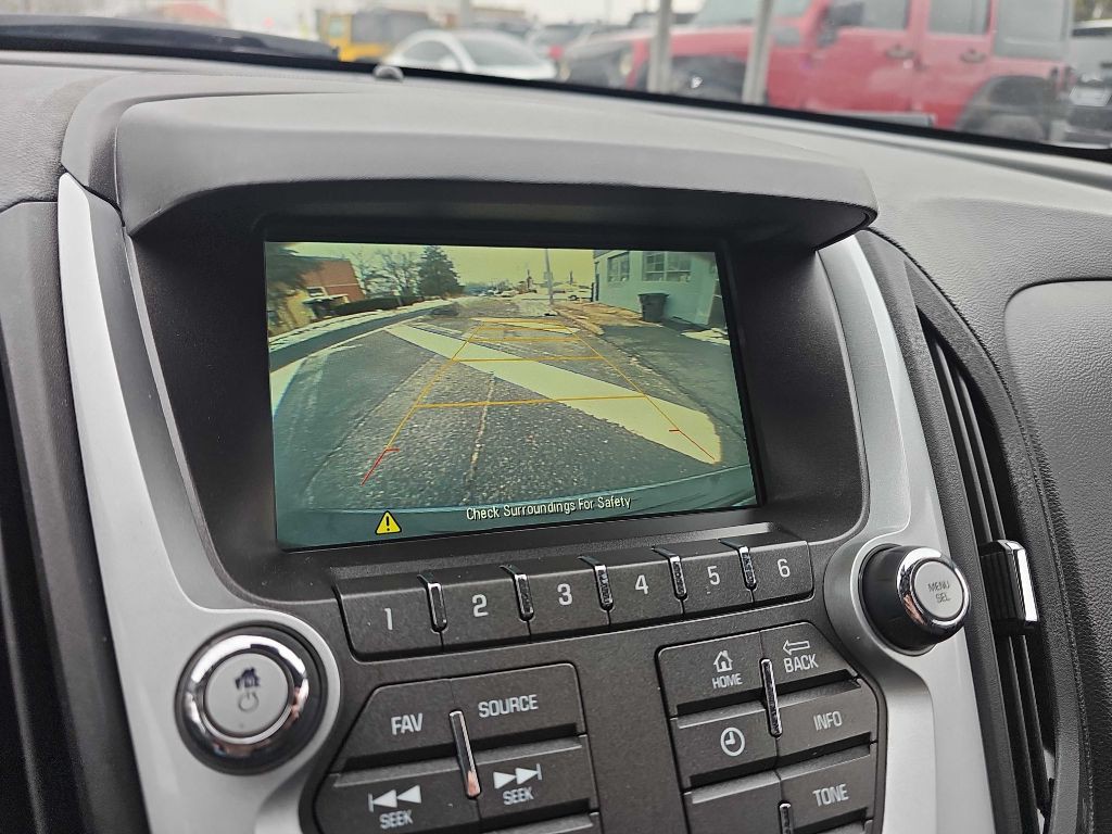 2017 Chevrolet Equinox Image 16