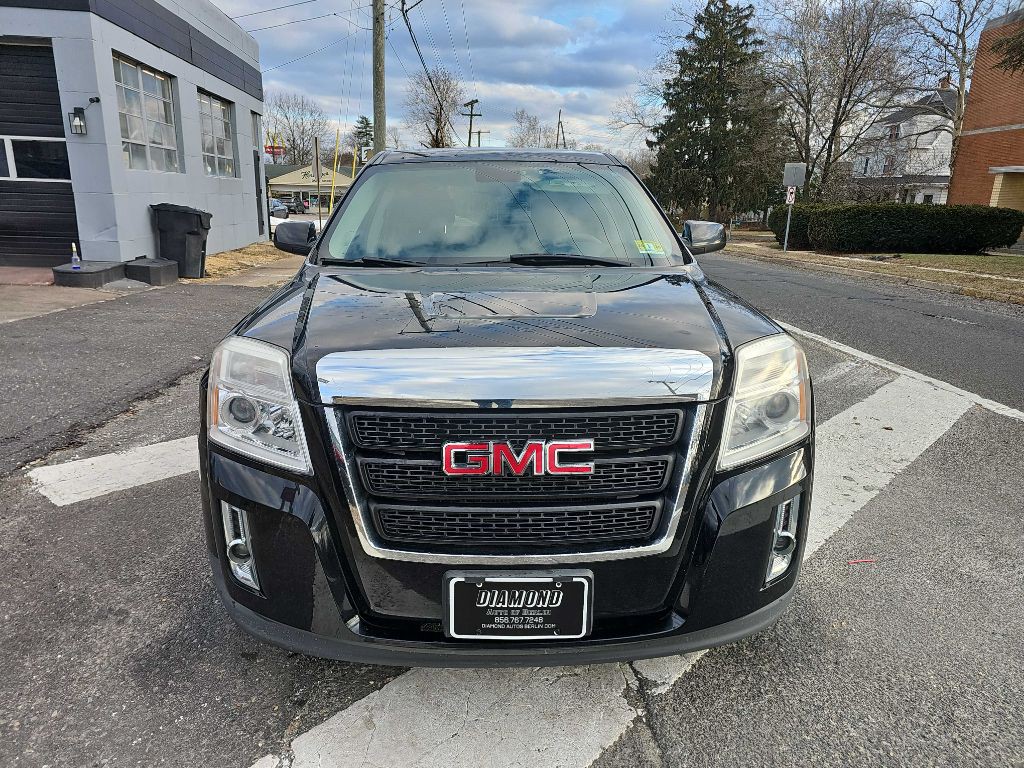 2015 GMC Terrain Image 2