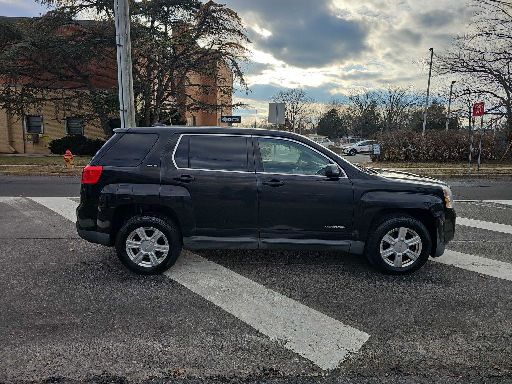 2015 GMC Terrain Image 4