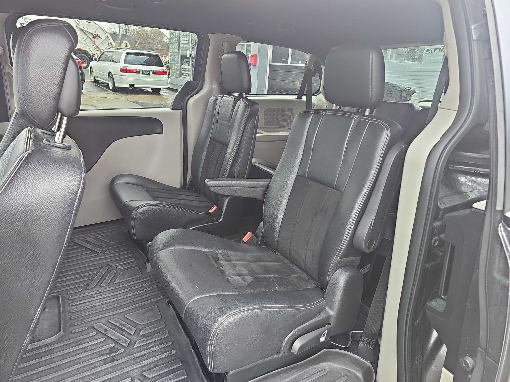 2018 Dodge Grand Caravan Image 12