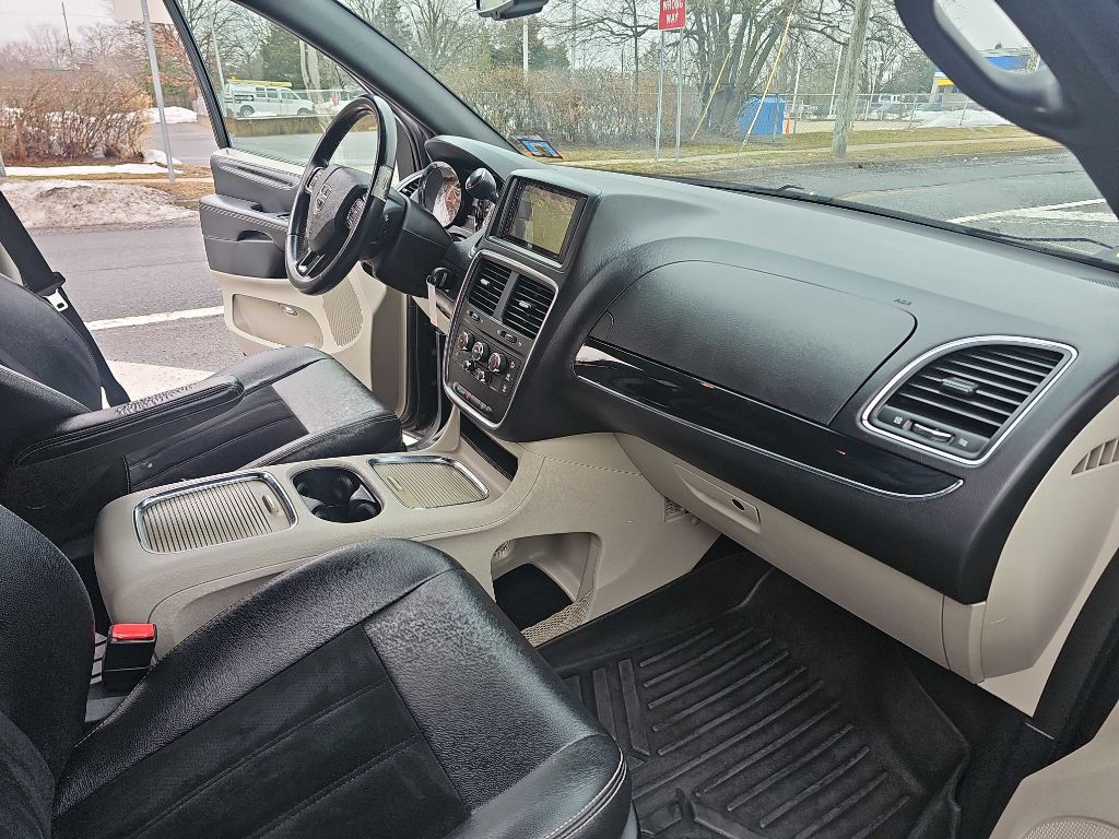 2018 Dodge Grand Caravan Image 16