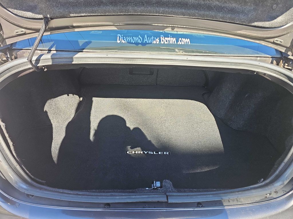 2014 Chrysler 200 Image 16