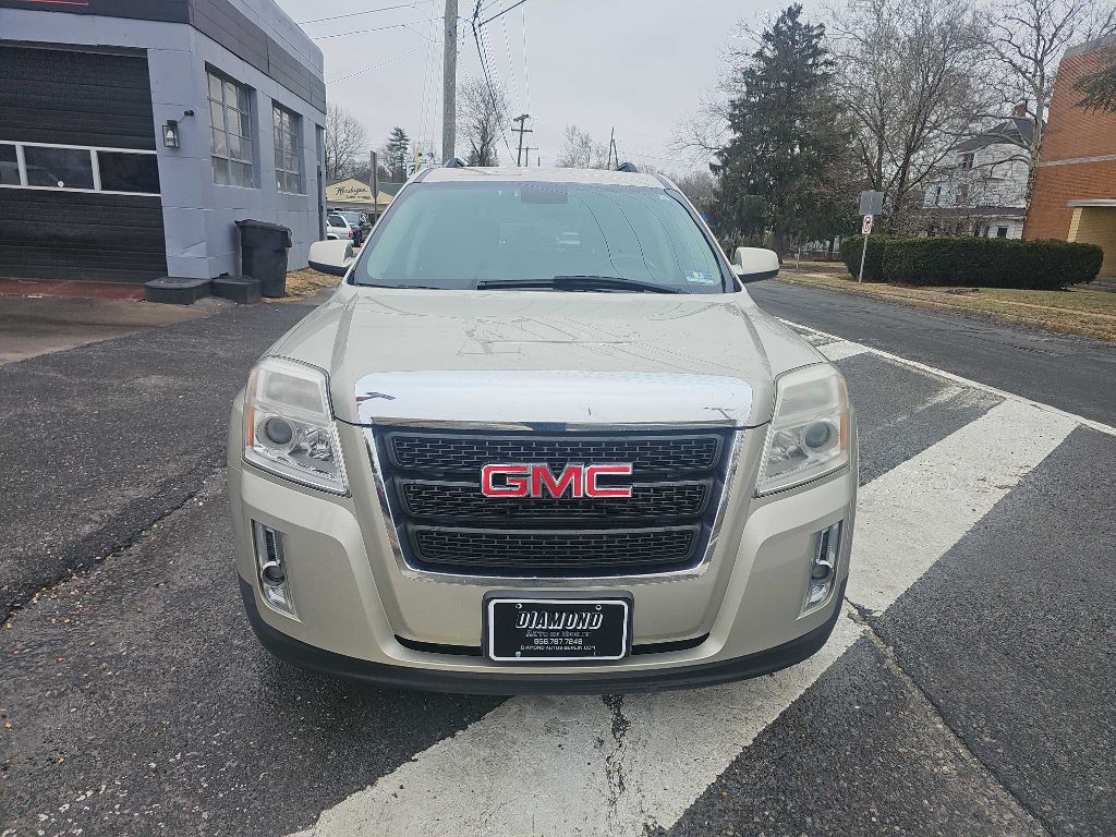 2015 GMC Terrain Image 2