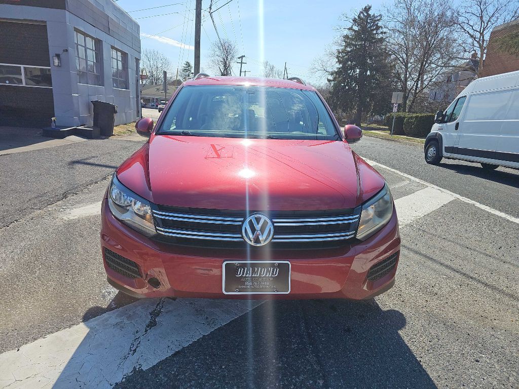 2016 Volkswagen Tiguan Image 2