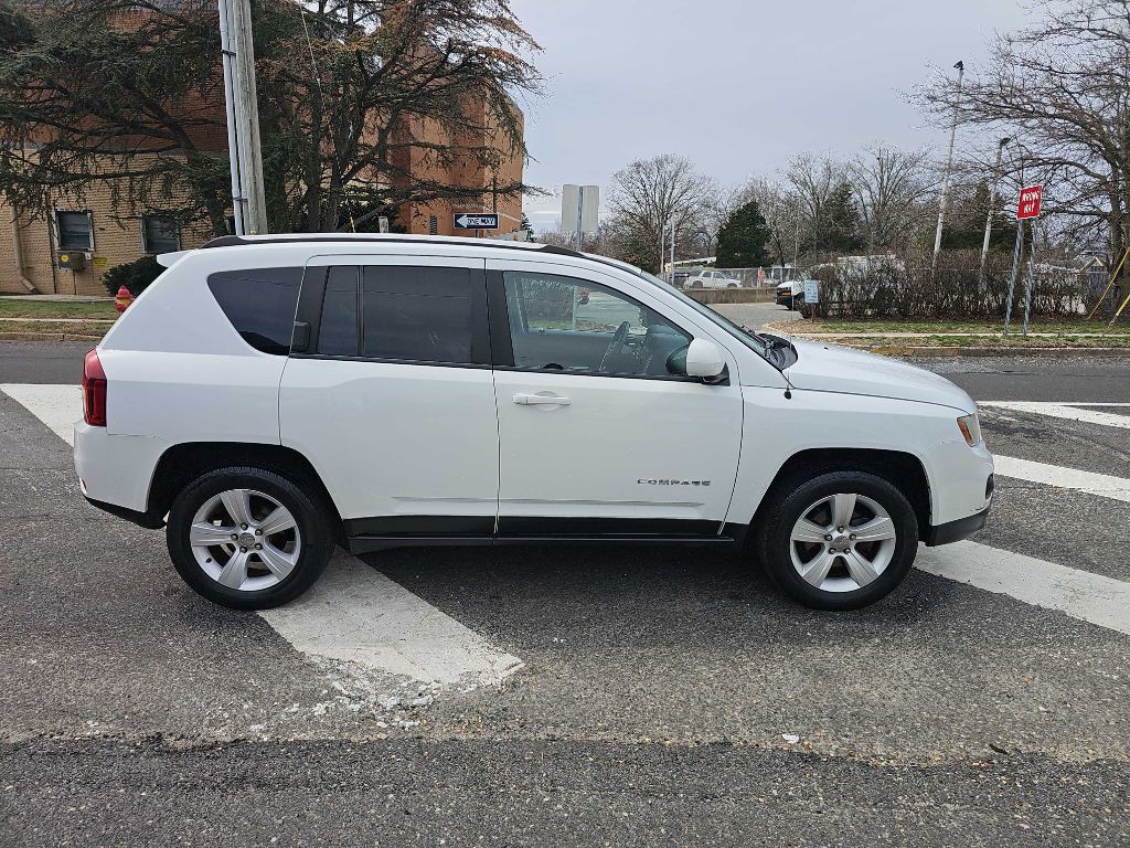 2014 Jeep Compass Image 4