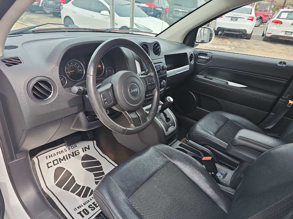 2014 Jeep Compass Image 9