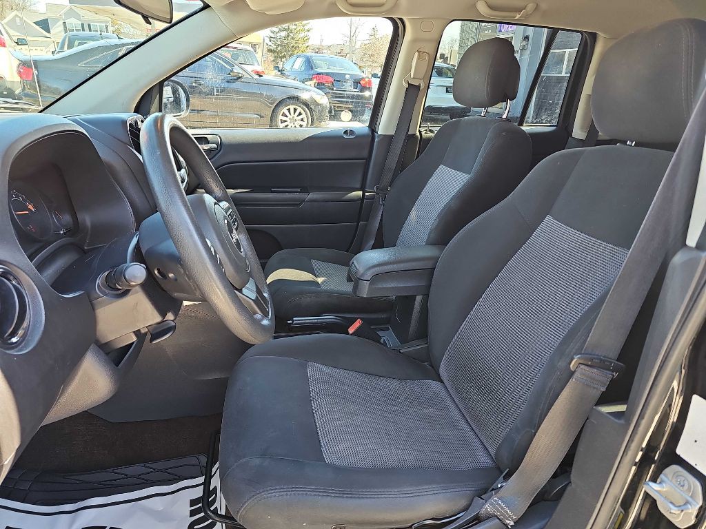 2015 Jeep Compass Image 10