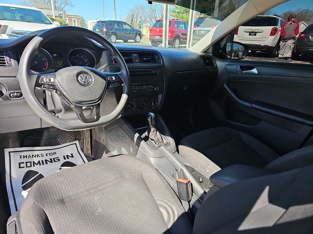 2015 Volkswagen Jetta Image 11