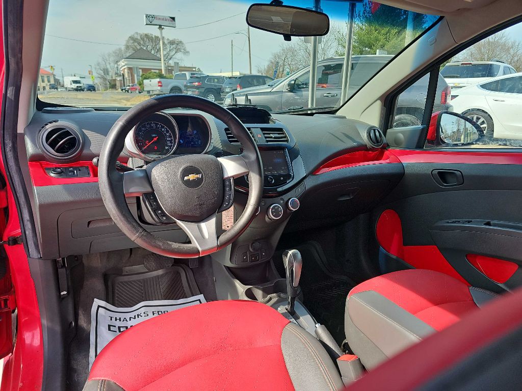 2013 Chevrolet Spark Image 11