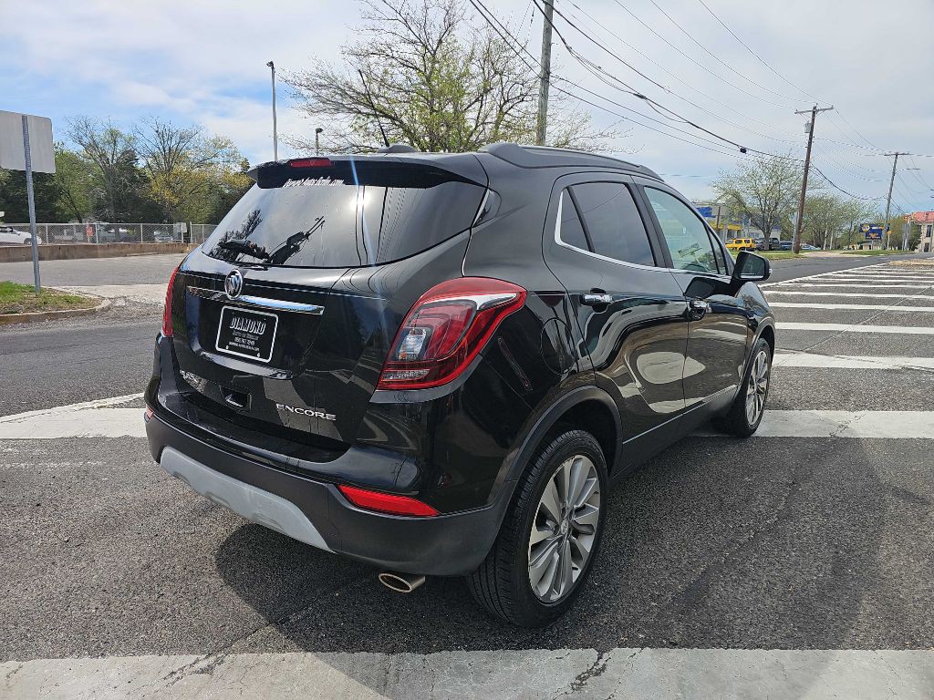 2018 Buick Enclave Image 2