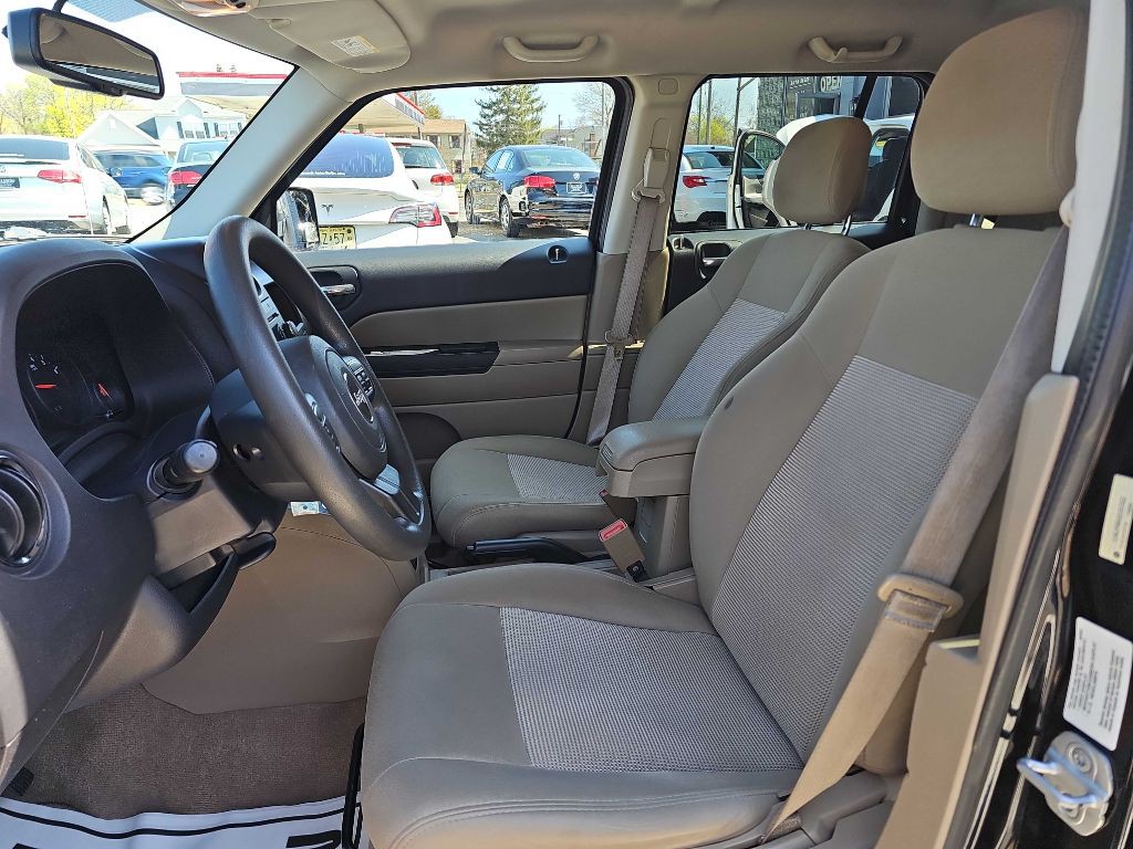 2013 Jeep Patriot Image 9