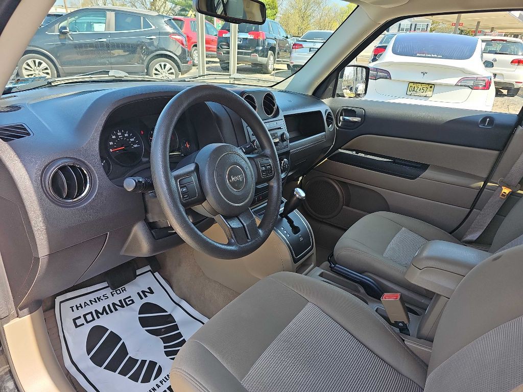 2013 Jeep Patriot Image 10