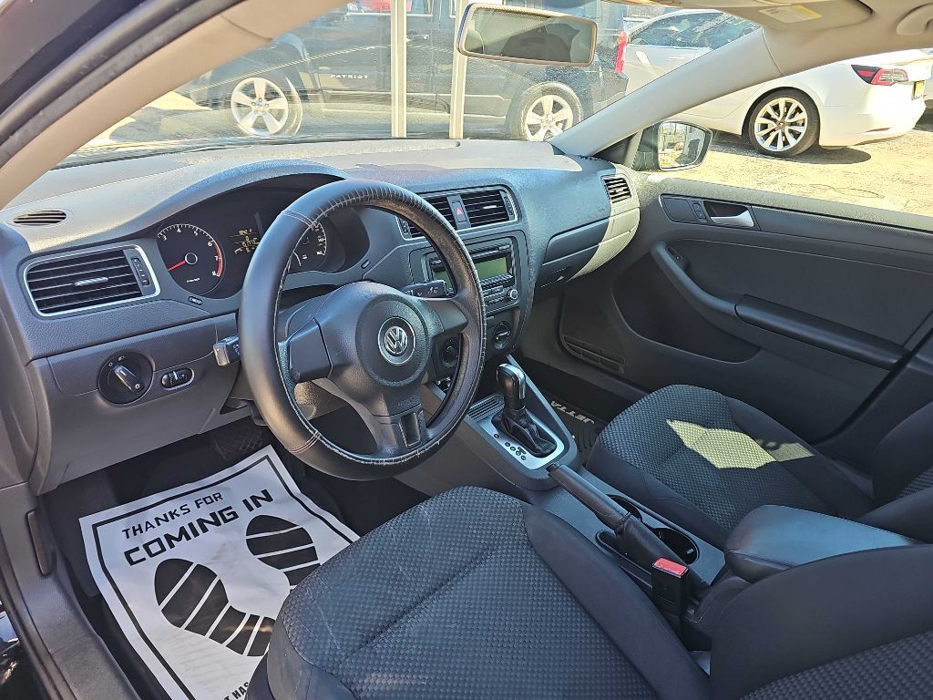 2014 Volkswagen Jetta Image 10