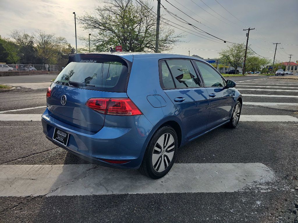 2016 Volkswagen Golf Image 5