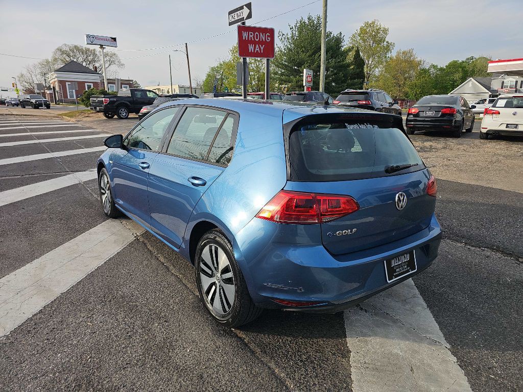 2016 Volkswagen Golf Image 7