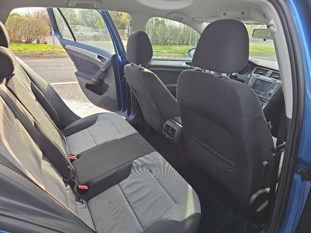 2016 Volkswagen Golf Image 14