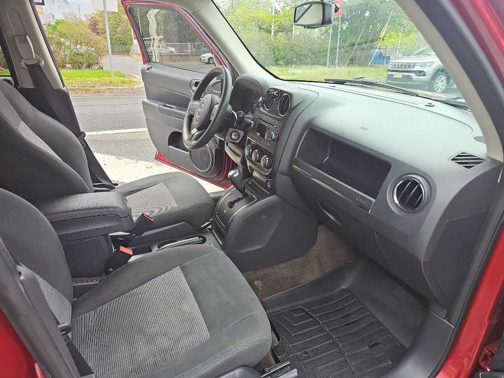 2016 Jeep Patriot Image 14