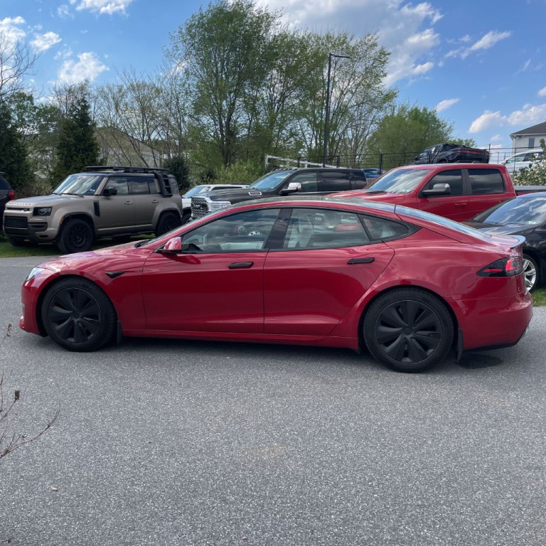 2022 Tesla Model S Image 4