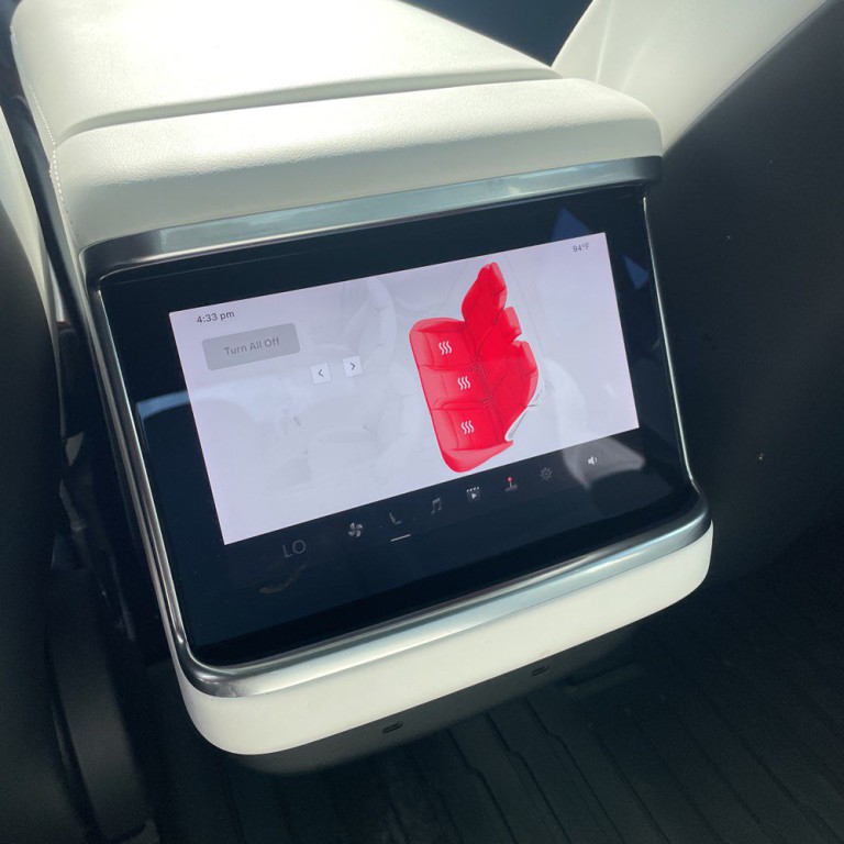 2022 Tesla Model S Image 12