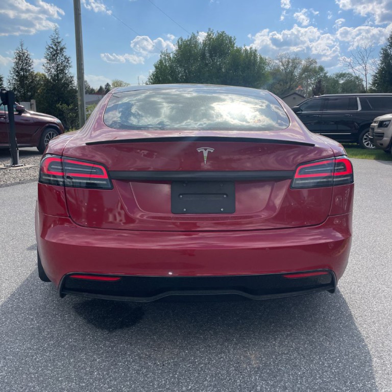 2022 Tesla Model S Image 21