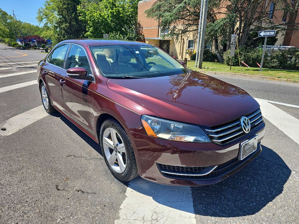 2013 Volkswagen Passat Image 3